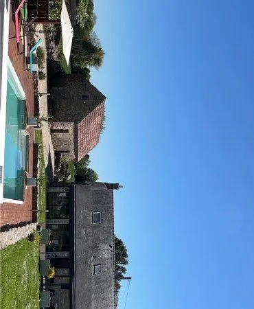 🏡 LONGÈRE BRETONNE DE CARACTÈRE — PISCINE, 3 000 m² DE TERRAIN ET 200 m² DE DÉPENDANCES