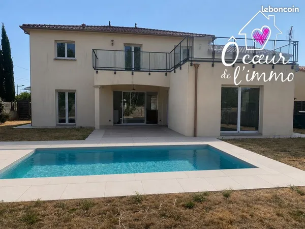 Maison 7 pièces 215 m²