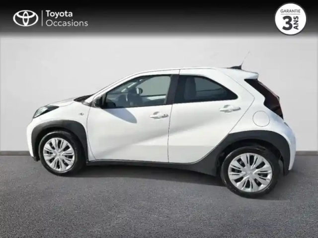 Toyota Aygo X 1.0 vvt-i 72ch dynamic — photo 3