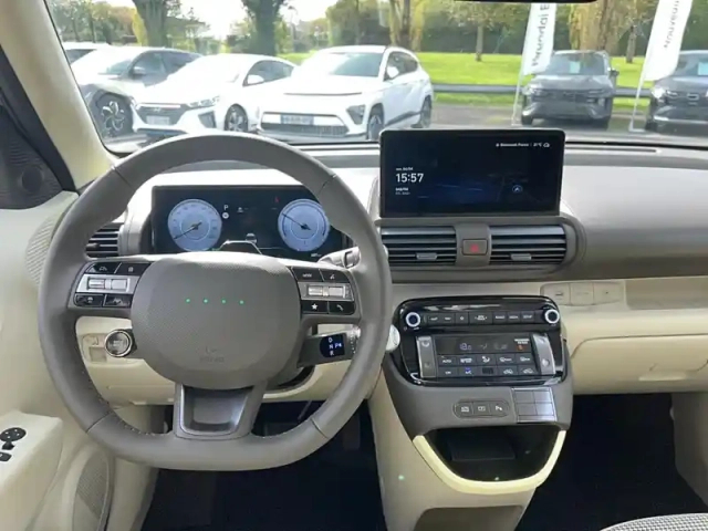 Hyundai Inster 49 kwh — photo 12