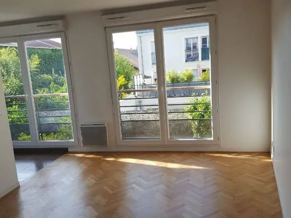 Studio 1 pièce 28 m²