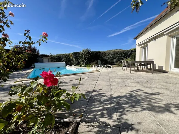 Bureau 7 pièces 145 m²