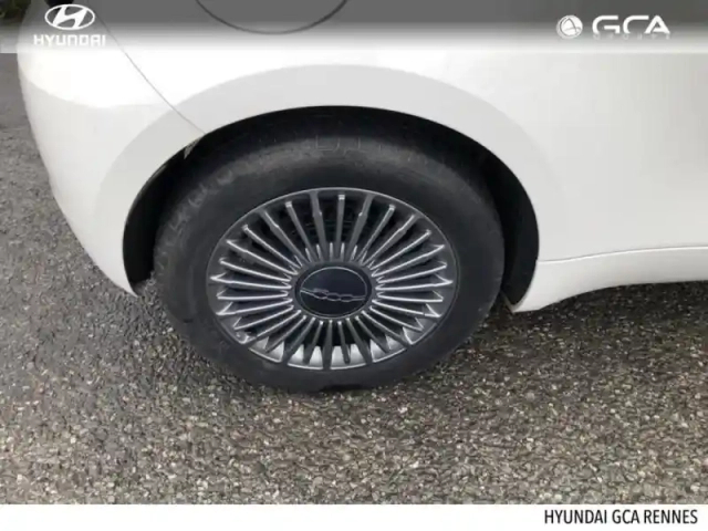 Fiat 500 e 118ch icône — photo 4