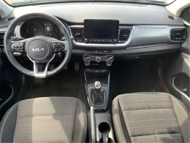 Kia Stonic 1.0 t-gdi 100 ch bvm6 — photo 11