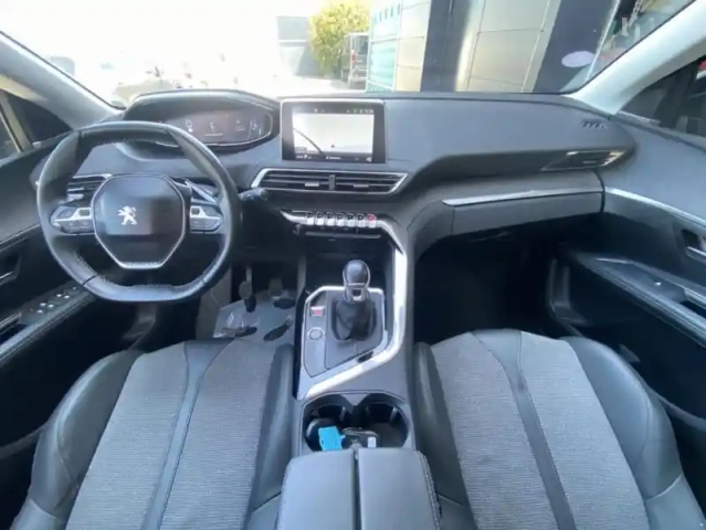 Peugeot 5008 ii puretech 130 s&amp;s allure business — photo 5