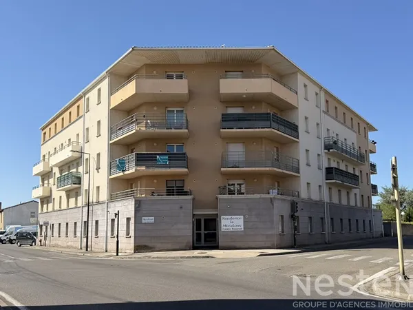 CARCASSONNE ? APPARTEMENT T2 LOUÉ AVEC TERRASSE, ASCENSEUR ET PARKING PRIVATIF