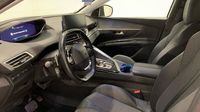 Peugeot 3008 HYBRID 225ch Allure Pack e-EAT8 — photo 12