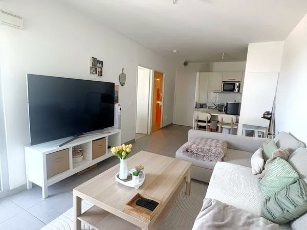 T2 avec balcon, parking sécurisé et prestations récentes