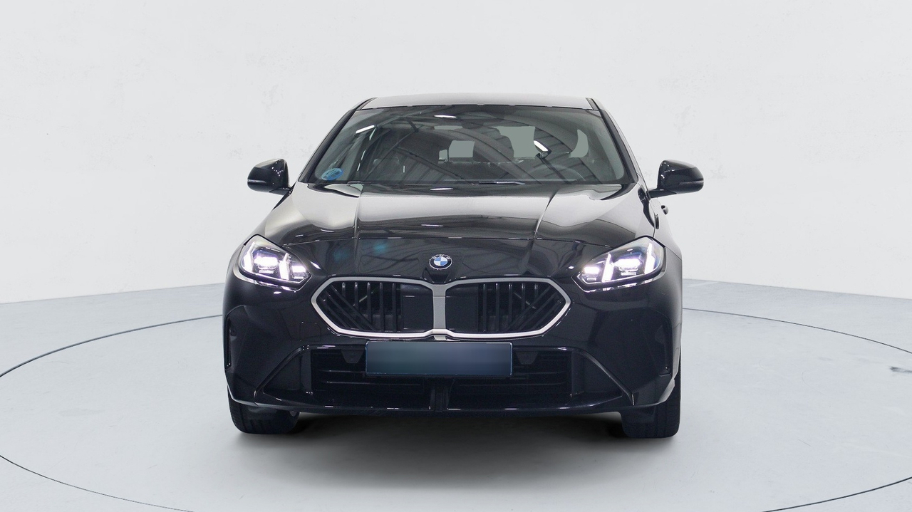 BMW Série 2 — photo 8