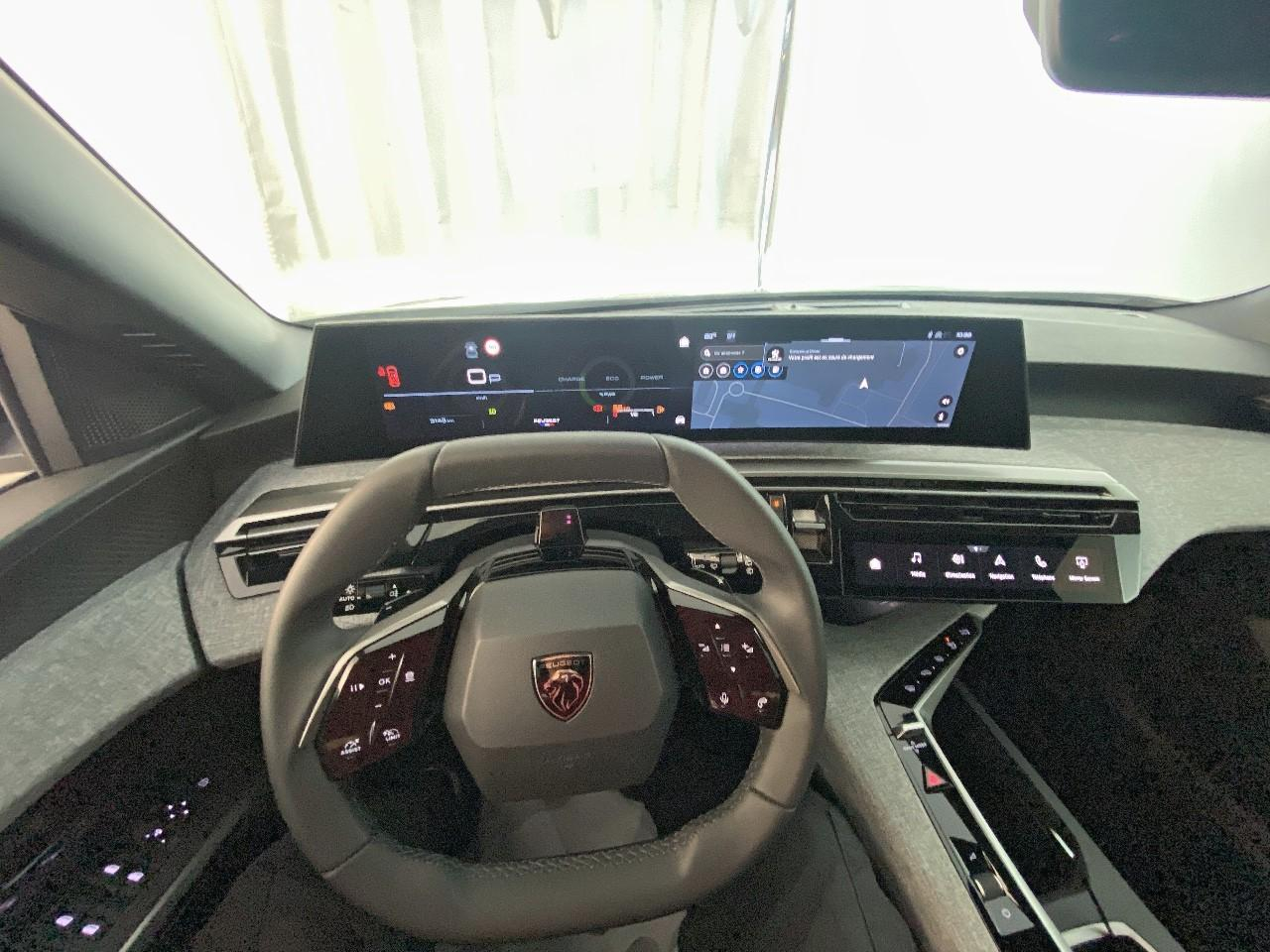 Peugeot 5008 hybrid 145 ch e-dcs6 allure — photo 12