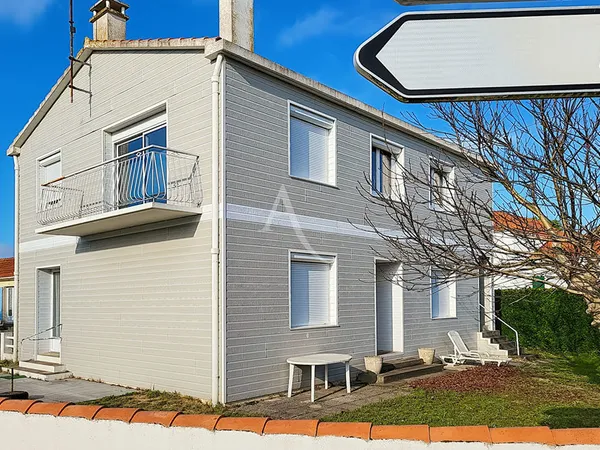 Maison NOTRE DAME DE MONTS 7 Pièces 145 m²