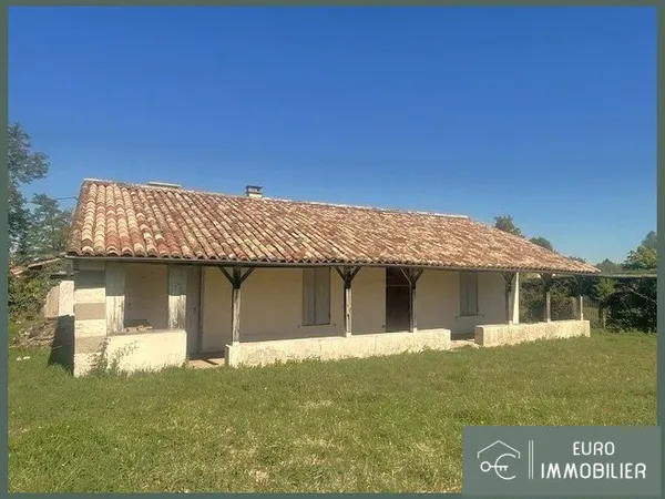 MAISON EN PIERRE À RÉNOVER — TERRAIN DE 2 515 M² - GIRONDE