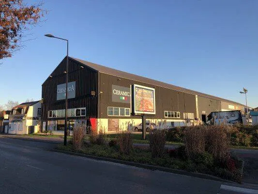 Parking/Garage/Box 700 m²