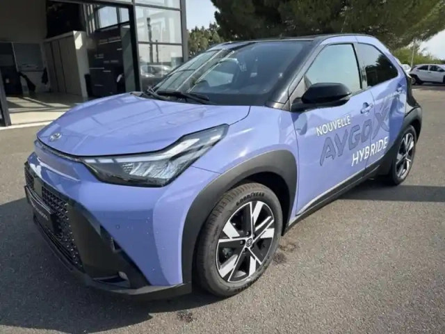 Toyota Aygo X 116h graphic