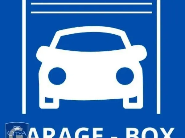 Box fermé sécurisé 12 m² - Accès 24/7 - Coignières - 140 CC