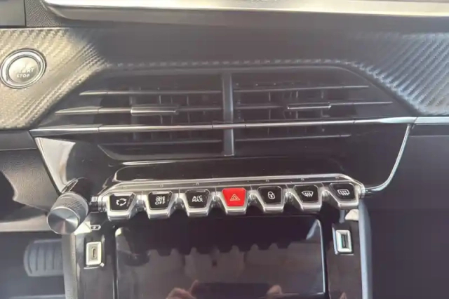 Peugeot 2008 puretech 130 s&amp;s eat8 — photo 53