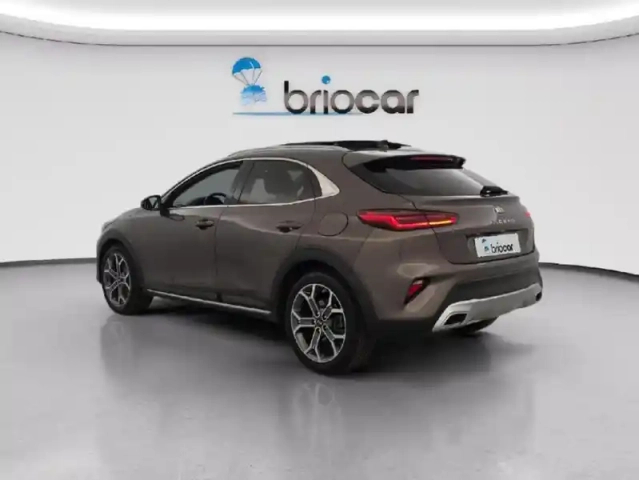 Kia Xceed 1.4 t-gdi 140ch launch edition dct7 + toit ouvrant — photo 3
