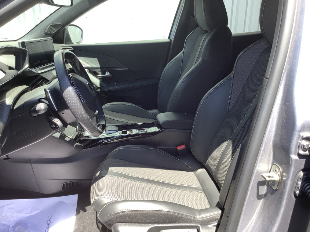Peugeot 2008 — photo 11