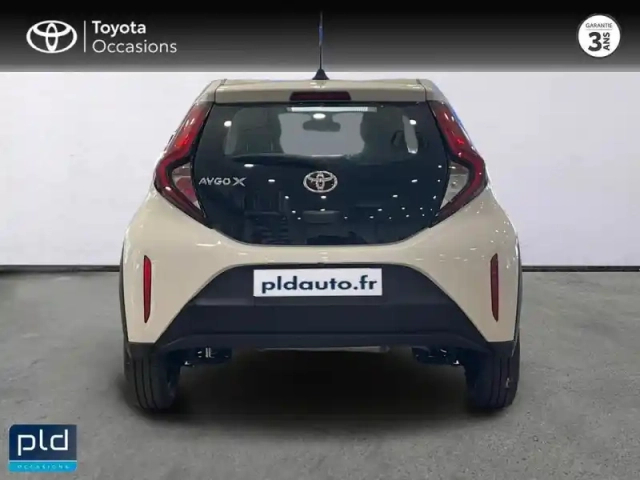 Toyota Aygo X 1.0 vvt-i 72ch dynamic my24 — photo 7
