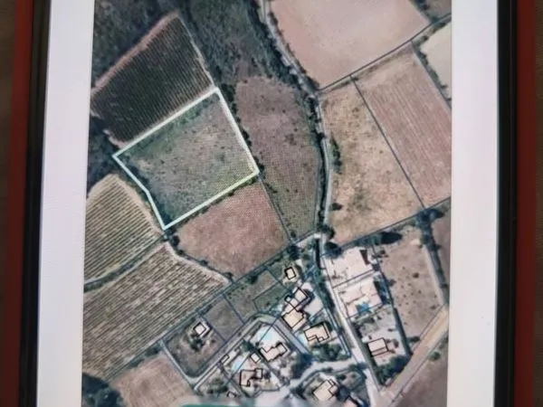 TERRAIN - Commune de Fouzilhon - 5880m²