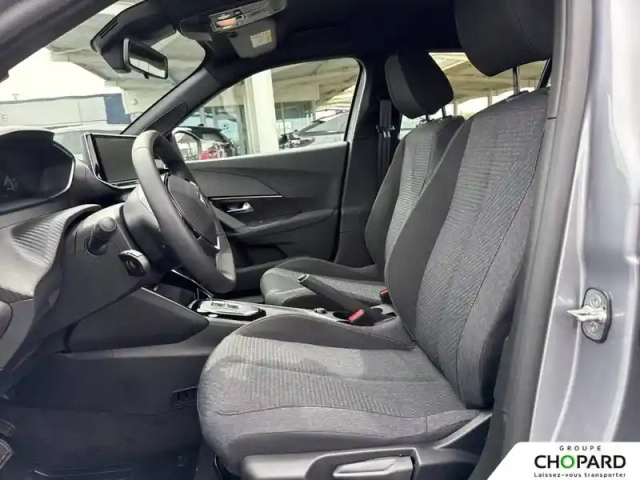 Peugeot 2008 hybrid 110 e-dcs6 — photo 11