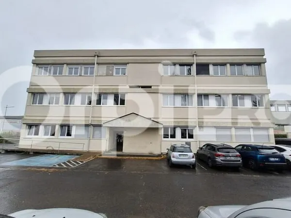 Bureaux 245 m²