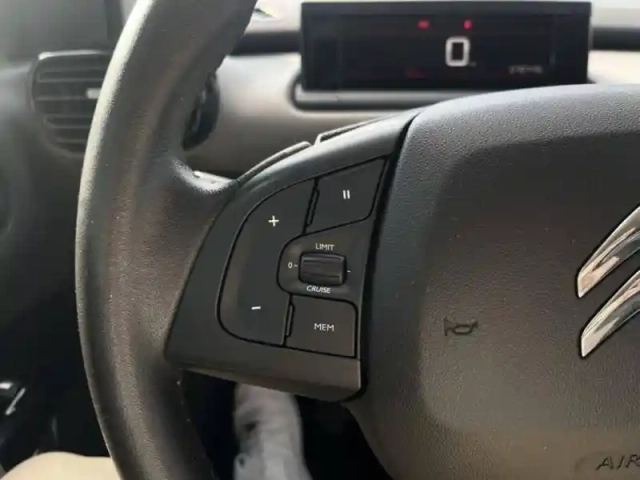 Citroën C4 cactus puretech 110 s&amp;s bvm6 — photo 11