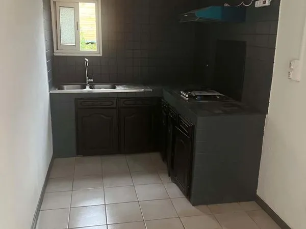 LOCATION maison F3