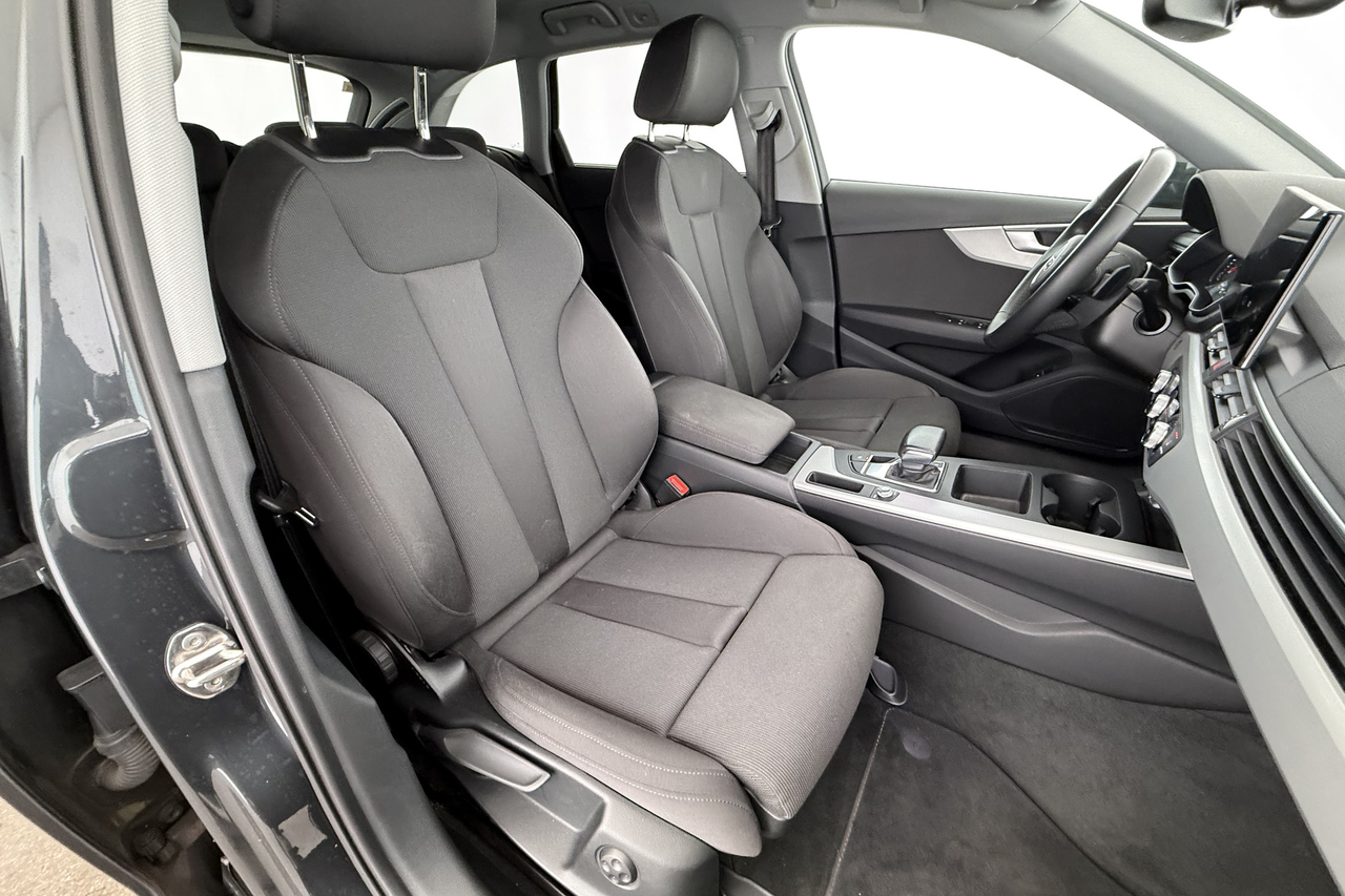 Audi A4 Avant — photo 14