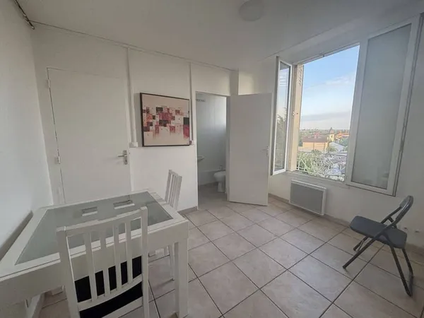 Appartement 2 pièces 27 m²