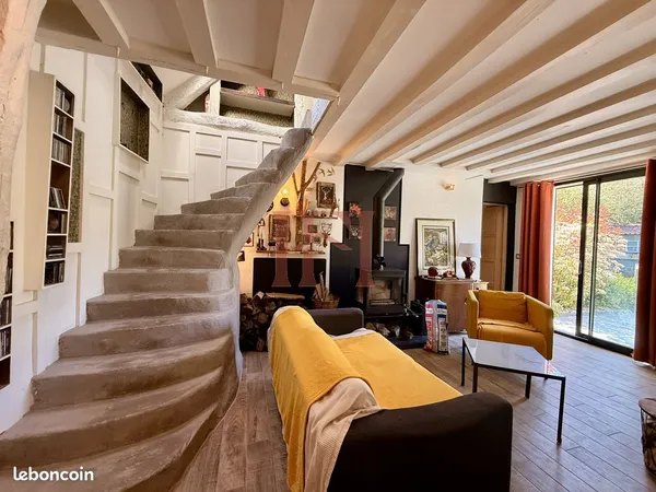 Propriété 5 pièces 114 m²