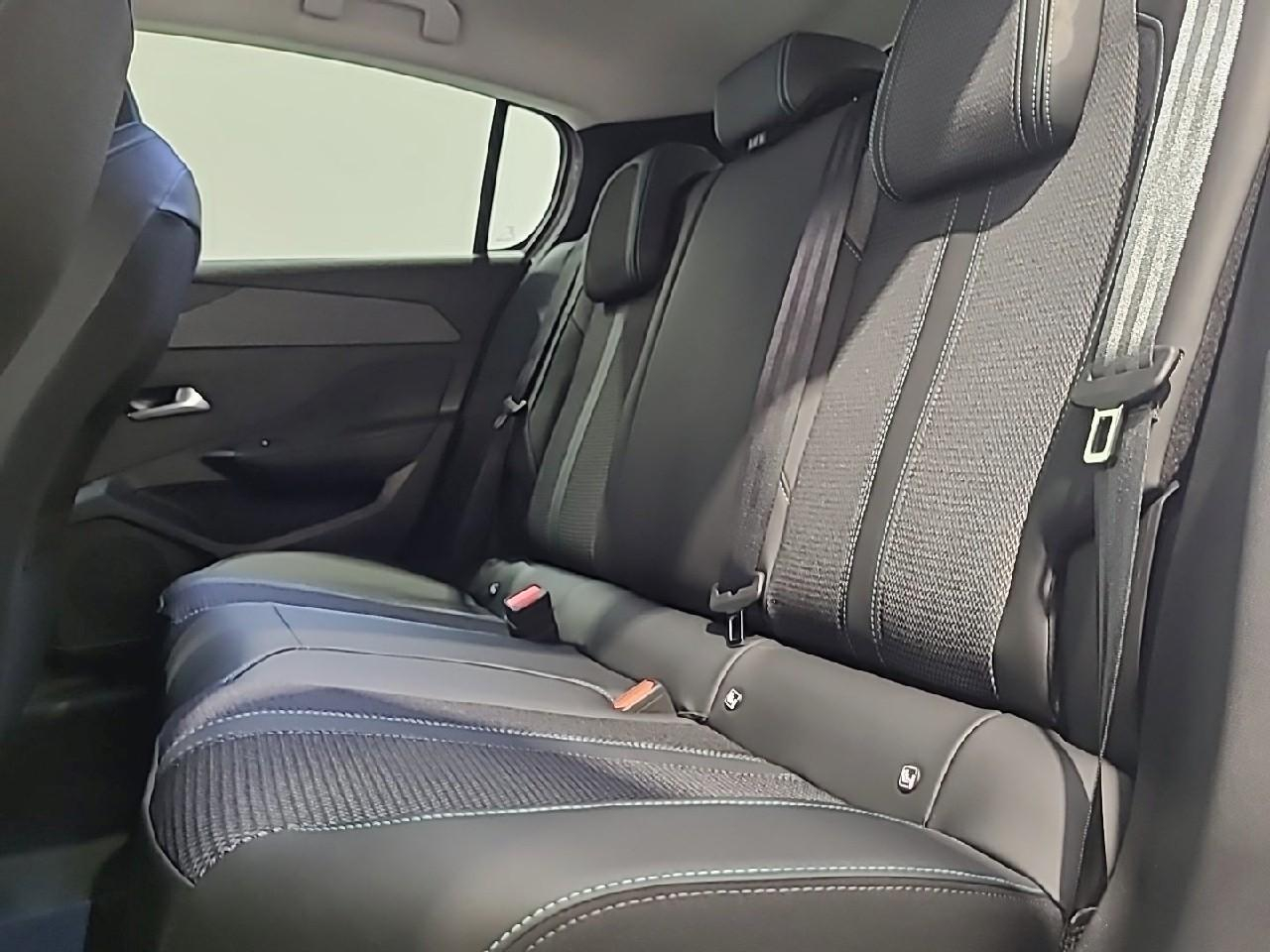 Peugeot 308 bluehdi 130ch s&s eat8 allure — photo 13