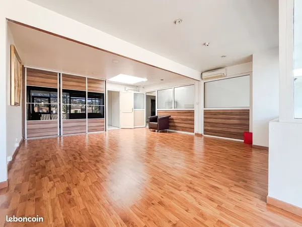 Bureaux 140 m² Hyères
