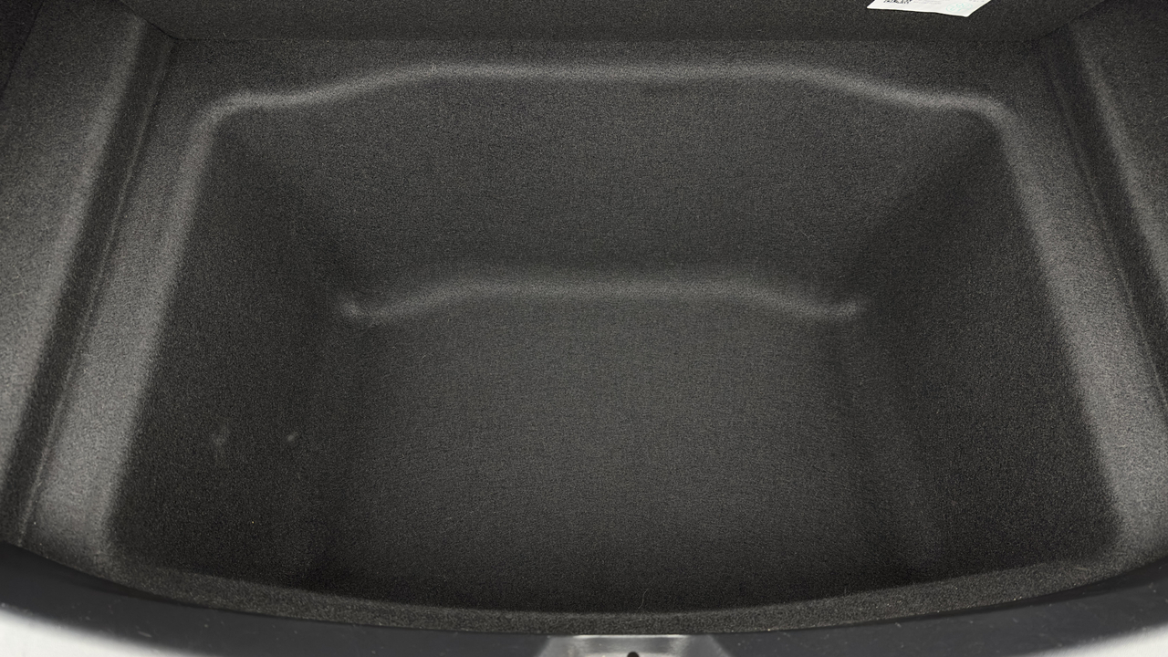 Tesla MODEL 3 RWD — photo 32