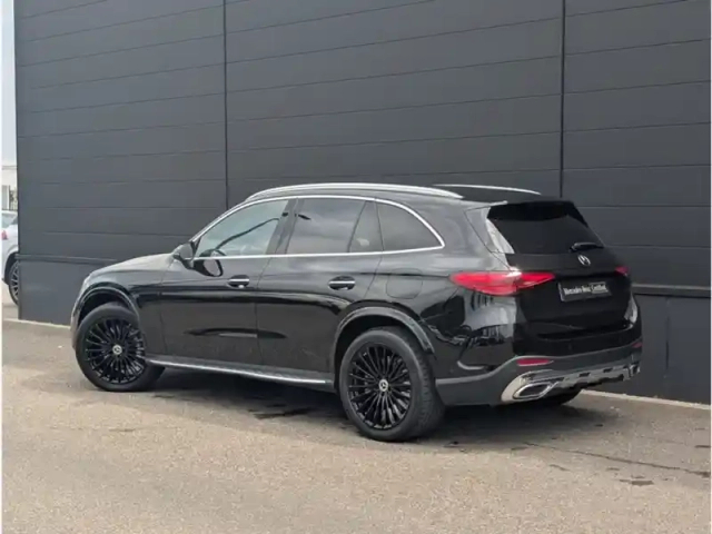 Mercedes Glc 300 e — photo 3