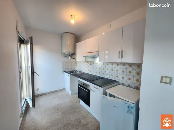 Studio 1 pièce 26 m²