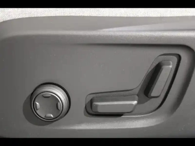 Volvo C40 recharge extended range 252ch ultimate — photo 24