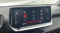 Peugeot 2008 1.2 PureTech 130ch S&S GT EAT8 — photo 13