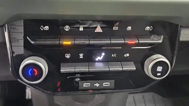 Dacia Spring electric 100 — photo 115