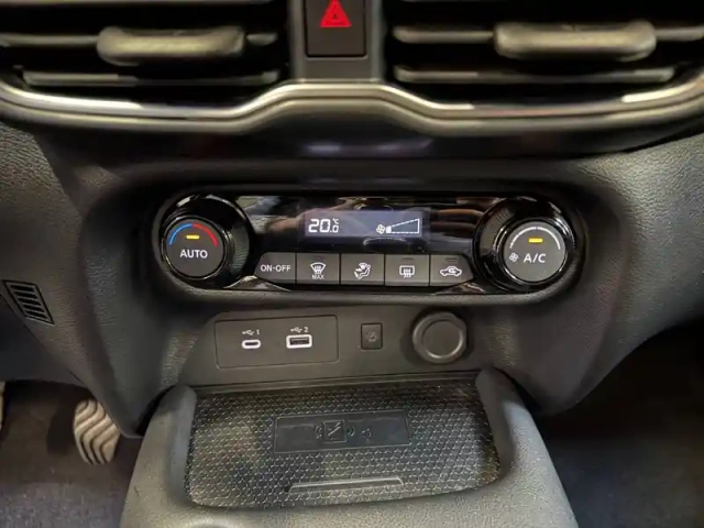 Nissan Juke dig-t 114 — photo 110