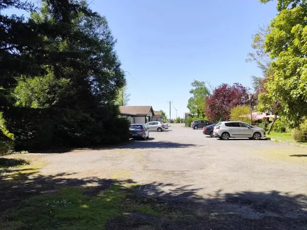 Ensemble immobilier avec beaucoup de potentiel !