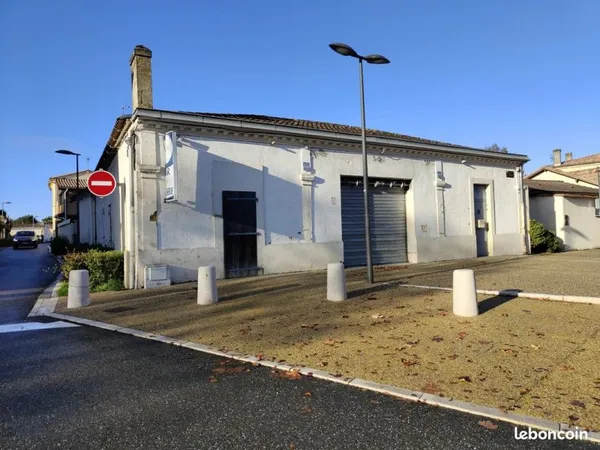Maison 2 pièces 165 m²
