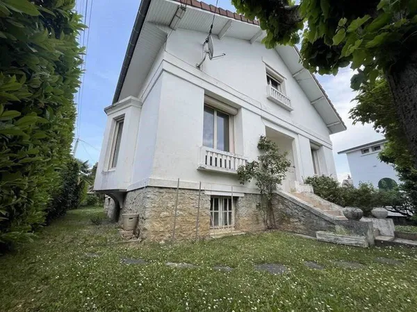 Maison 5 pièces 181 m²