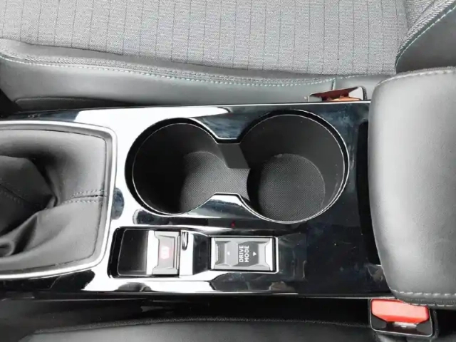 Peugeot 208 puretech 100 s&amp;s bvm6 — photo 20