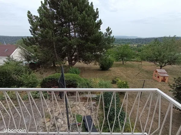Maison à louer avec terrain