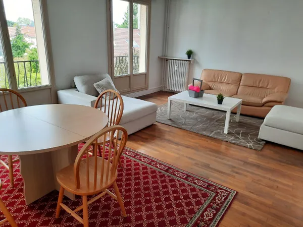Vends appartement T4 - 2 chambres (possibilité 3) - RER B - Aulnay Sous Bois - 67m²