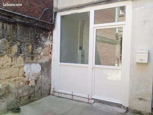 Local commercial 21 m² Clermont