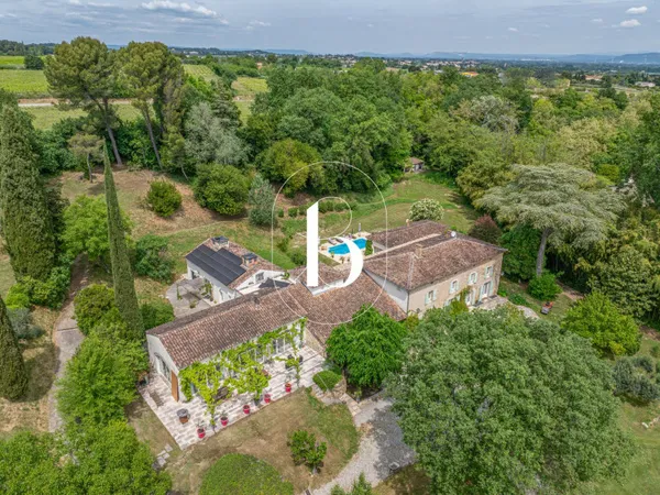 Mas provençal 15 pièces 520 m²