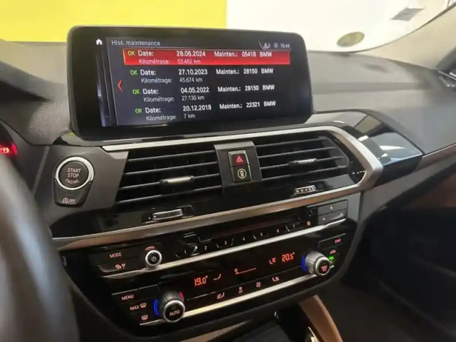 Bmw X4 25d 231 xline xdrive — photo 17