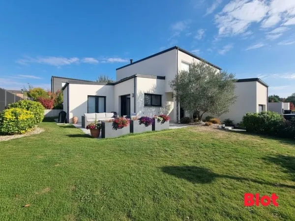 Maison Contemporaine 152m² - 4 Chambres